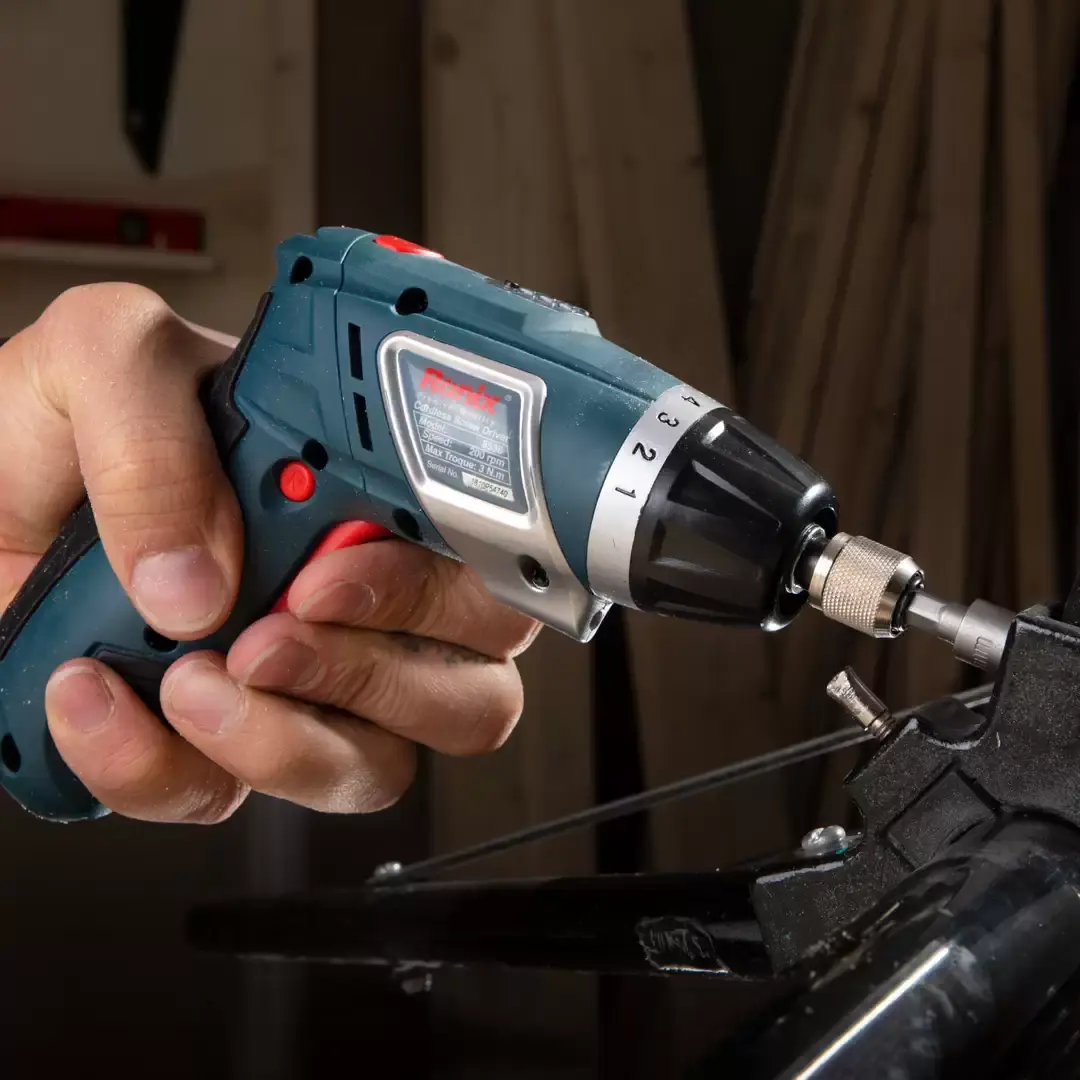 3.6V Foldable Cordless screwdriver 3N.m